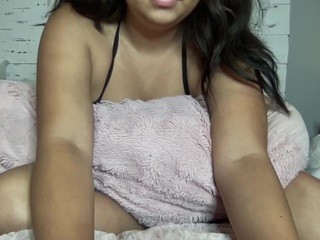 Kylie Foxx on cam for live free nude video chat now