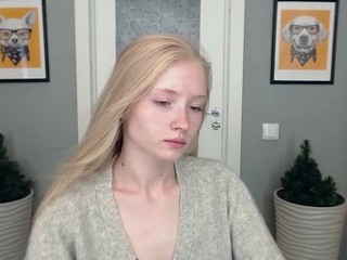 LeilaMason on cam for live free nude video chat now