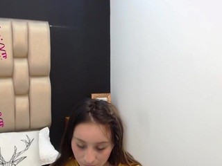 miadm on cam for live free nude video chat now