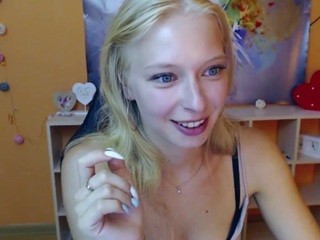 NikkaCherry on cam for live free nude video chat now