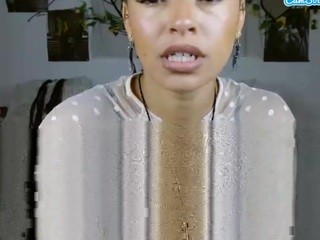 Nikki Olivia on cam for live free nude video chat now
