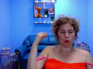 RosalieLauren on cam for live free nude video chat now