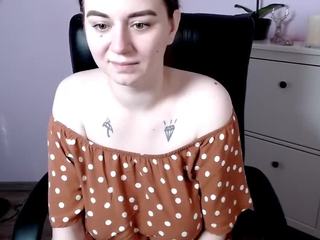 Teresa on cam for live free nude video chat now
