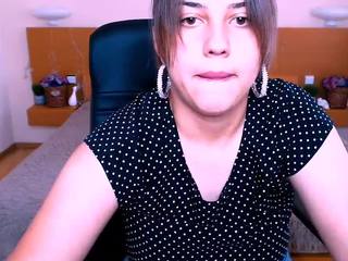 Teri-Sims on cam for live free nude video chat now