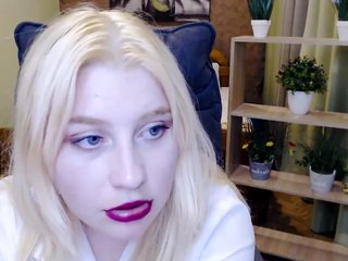 Valeri-Brigh on cam for live free nude video chat now