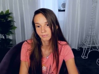 Annabeeell on cam for live free nude video chat now