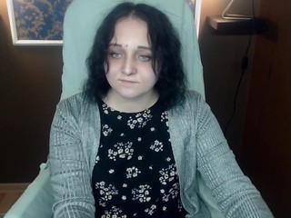 avril-lav on cam for live free nude video chat now