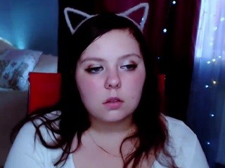 Chery-bomb on cam for live free nude video chat now