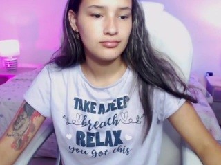 ♥, ♥ TINY JONES ♥♥ on cam for live free nude video chat now