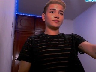 Electrazahirx on cam for live free nude video chat now