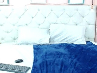 Emmaa-Rodriguez on cam for live free nude video chat now