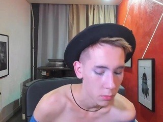 Jeka on cam for live free nude video chat now