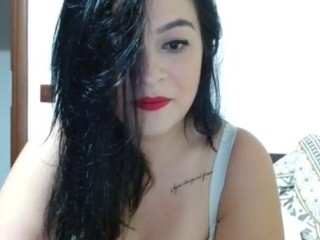 kellyddd on cam for live free nude video chat now
