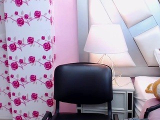 KiaraaMiller on cam for live free nude video chat now