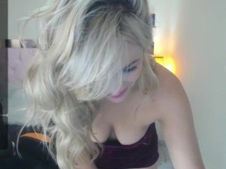 Lesly-Laura on cam for live free nude video chat now