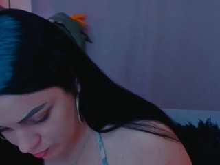 LindaBerten on cam for live free nude video chat now