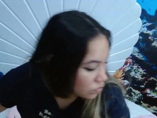 mollysexxx on cam for live free nude video chat now