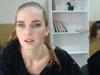 OliviaShelby on cam for live free nude video chat now