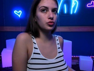 OliviaxGrey on cam for live free nude video chat now