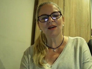 PenelopeAmazing on cam for live free nude video chat now