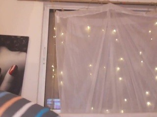 Valen , ♥ Toro on cam for live free nude video chat now