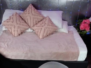 vicky-oba on cam for live free nude video chat now