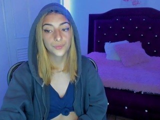 your-litte-angel on cam for live free nude video chat now