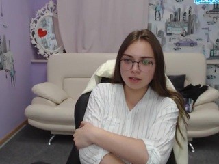 ZaraWood on cam for live free nude video chat now