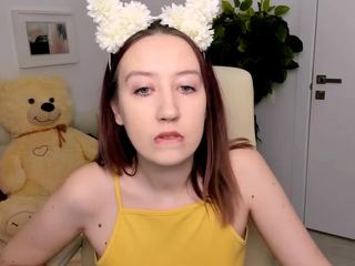 AliceCruze on cam for live free nude video chat now