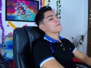 angel-smith99 on cam for live free nude video chat now