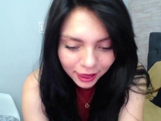 Cami-castillo on cam for live free nude video chat now