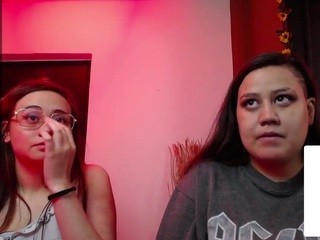 ellieandmalala on cam for live free nude video chat now