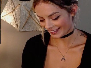 ?, ?F E R ?? on cam for live free nude video chat now