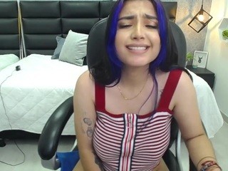 Fernanda on cam for live free nude video chat now