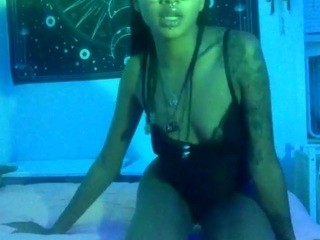 Goddess K , ✨? on cam for live free nude video chat now
