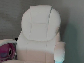 Goddessalome on cam for live free nude video chat now