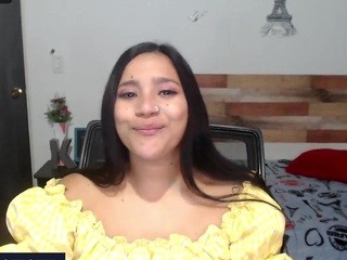 Hederlinparis on cam for live free nude video chat now