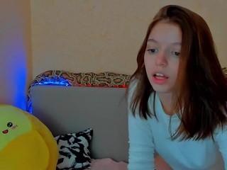 Hermione-Desires on cam for live free nude video chat now