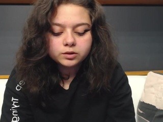 lanafunnykitty on cam for live free nude video chat now