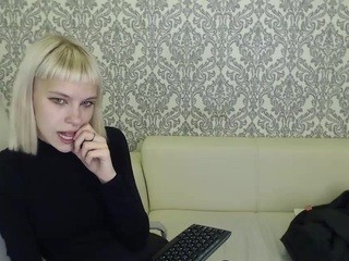 Lilu-bb on cam for live free nude video chat now
