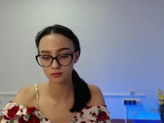 LydiaAllen on cam for live free nude video chat now