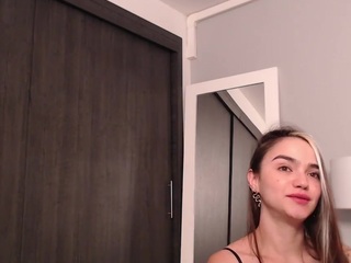 Nalia-rossi on cam for live free nude video chat now