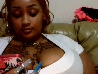 PinkXXX Dabankz on cam for live free nude video chat now