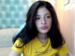 sexybitxh17 on cam for live free nude video chat now