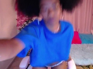shaarlotee on cam for live free nude video chat now