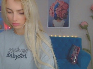 ameliasue on cam for live free nude video chat now