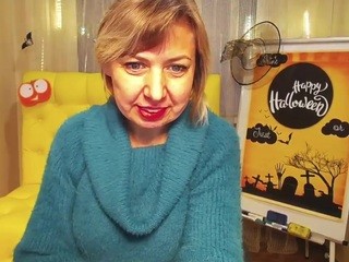 BrunaSavage on cam for live free nude video chat now