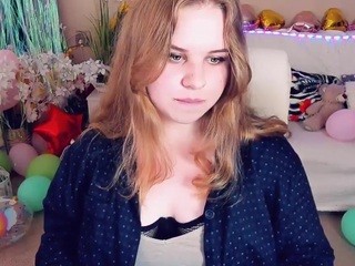 CarolinaAdamss on cam for live free nude video chat now