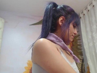 ⭐, Coraline Dreams⭐ on cam for live free nude video chat now