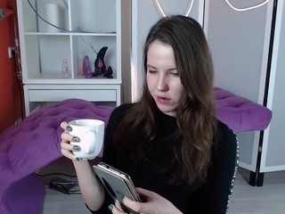 HelenaHaris on cam for live free nude video chat now